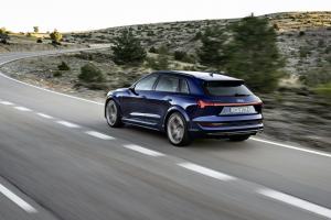 Audi e-tron S 2020 года  (WW)
